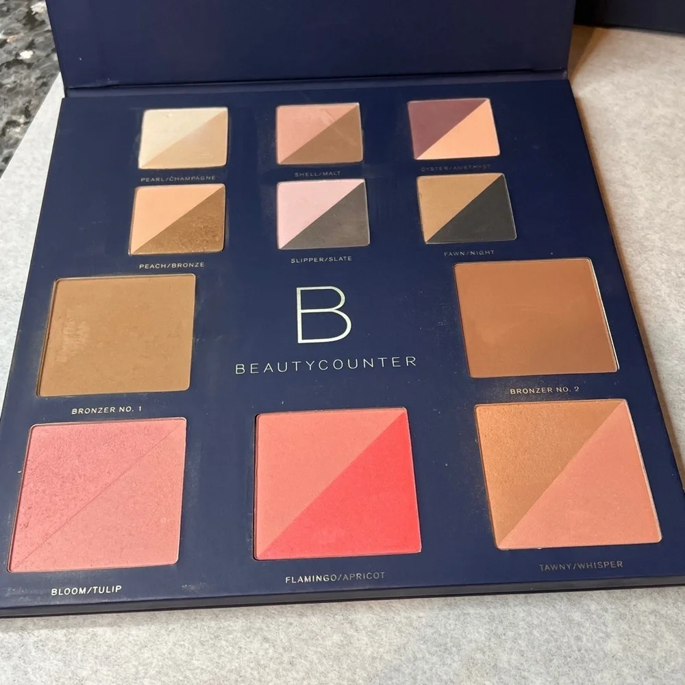 Beautycounter Color Portfolio Eyeshadows and Blush Set Made in Italy